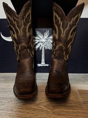 Justin Boots - Western Style Boots - 8.5D